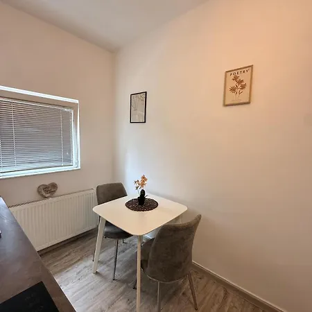Modern Cozy Lola Lägenhet *